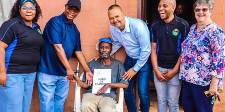 Over 180 title deeds distributed to Sicelo Housing Beneficiaries by Midvaal Municipality
